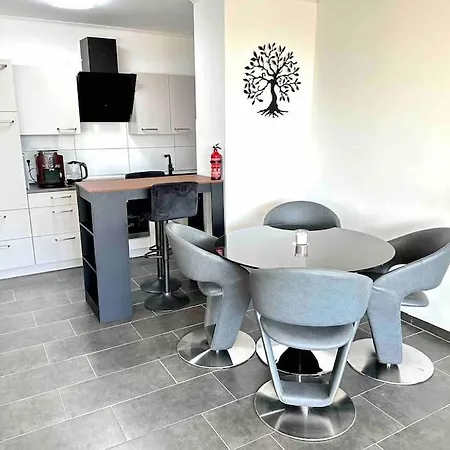 Apartment 60qm Eigentumswohnung Neuss/dusseldorfmesseko Neuss